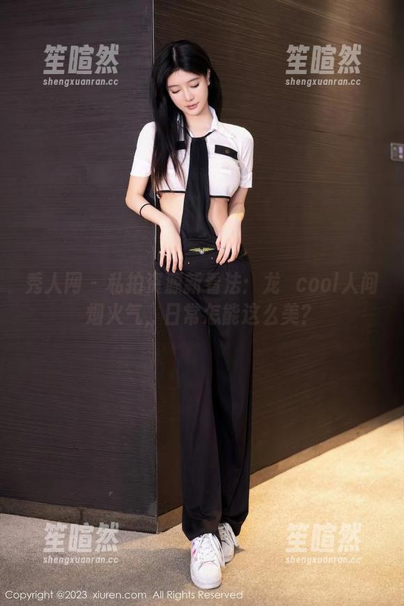 秀人网 - 私拍资源新看法：龙籹cool人间烟火气，日常怎能这么美？