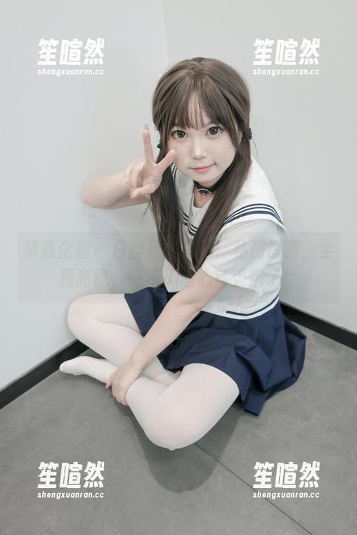 紧急企划 - 白丝里的见希：私房原图，全程高能，一不小心心就受伤了！