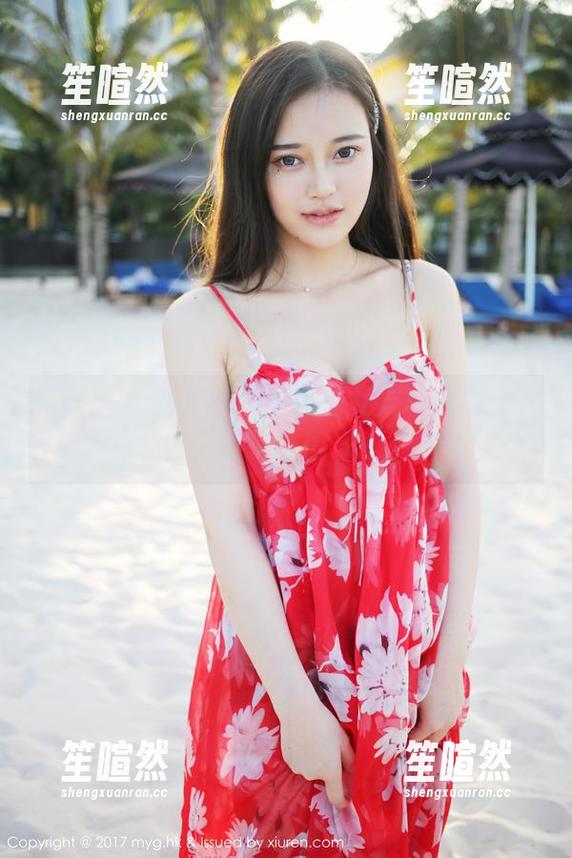 美媛馆 - 伊小七MoMo的女友写真集：下载前，请先准备好心脏！