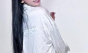 微密圈 – 当萌妹自拍撞上聂傲娇，最新写真集简直是梦幻的交响曲！