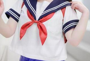 胡桃喵的网盘有毒：美少女万华镜里的少女，简直是迷宫中的精灵！