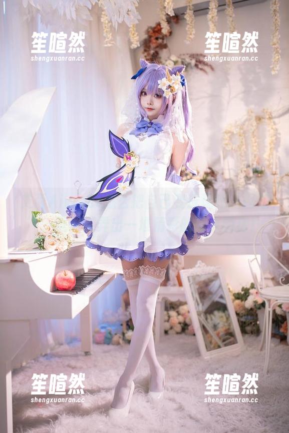 艾西Aiwest怎么把自己变成现代‘厨娘’，竟然还弄出一堆精彩的写真图库！