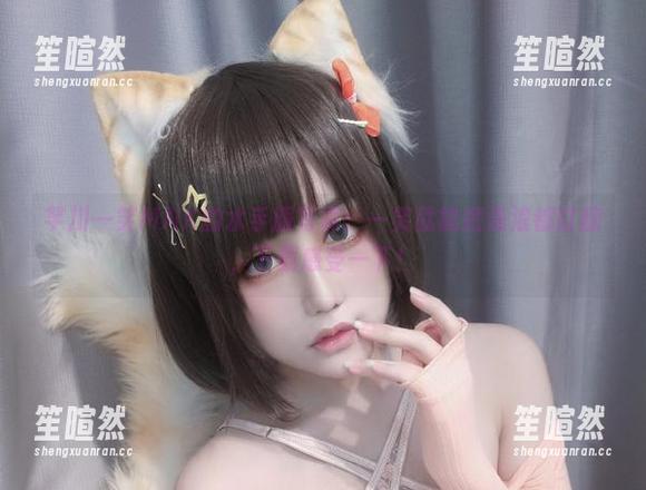 芊川一笑MNK的水手服写真：一笑就能把海浪都打翻，下载感受一下！