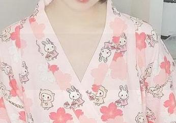 看！芋圆侑子化身魔王的新娘，私拍写真让我心动不已！