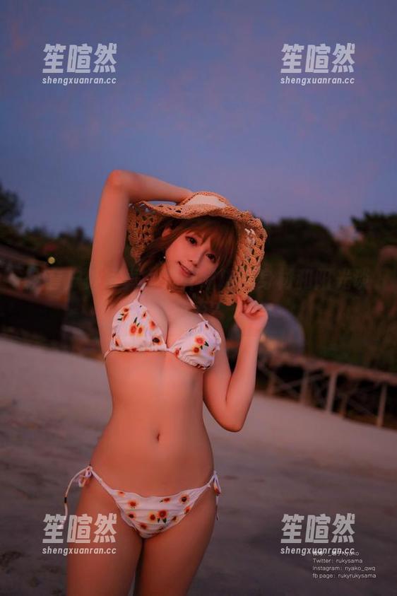 全套户外写真，荒井喵喵用身材和阳光谈恋爱？