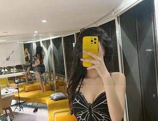 微密圈 – 葛征：我在图库里闪耀得有点太多了吧？