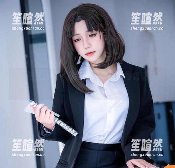 马萨诸塞的蓝小沂KiKi，美图与图包让你嗨翻天！