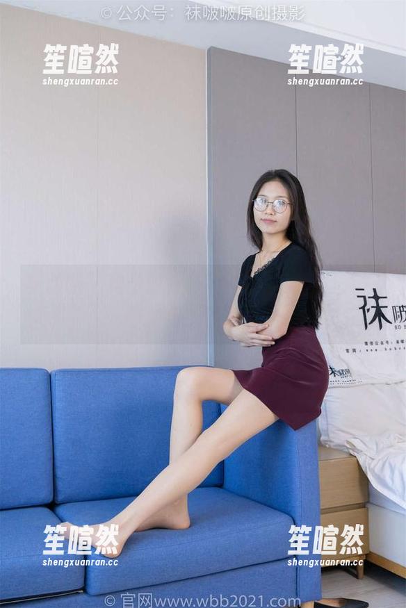 袜啵啵 - 稚予的女仆装照，下载后让你一秒变身‘萌’主！