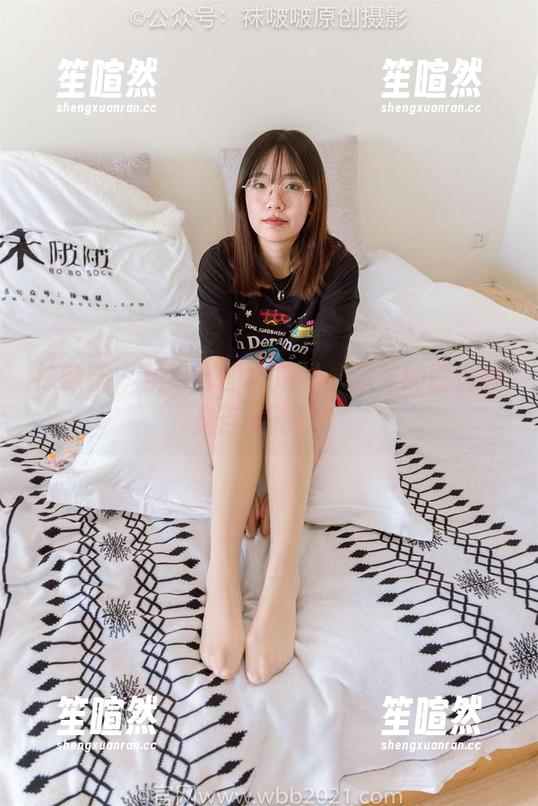 袜啵啵 - 精选套图大放送，苏苏的剧情真是百看不厌！