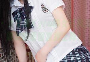 魅妍社 – 大奶昔Kyra的女王风范，福利满满的原图直接上阵！